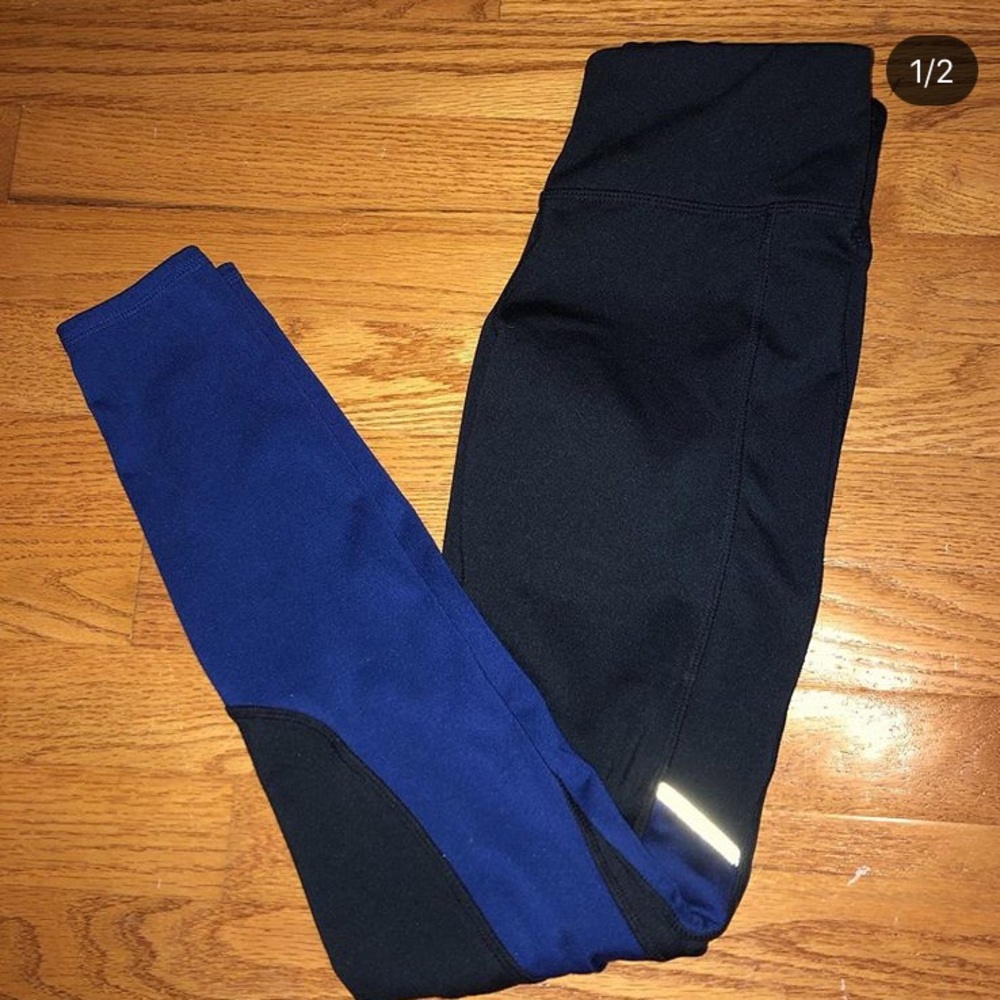 blue & blue sketchers performance leggings